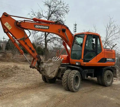 武汉挖机出租哪家好